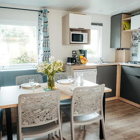 Mobil Home Xxl 4 Chambres - Camping Le Viaduc Millau Buitenkant foto